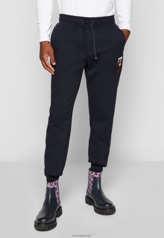 Tommy Hilfiger есенцијални доњи део тренерке са монограмом - 2D0804782 Tommy Hilfiger Srbija пустињско небо